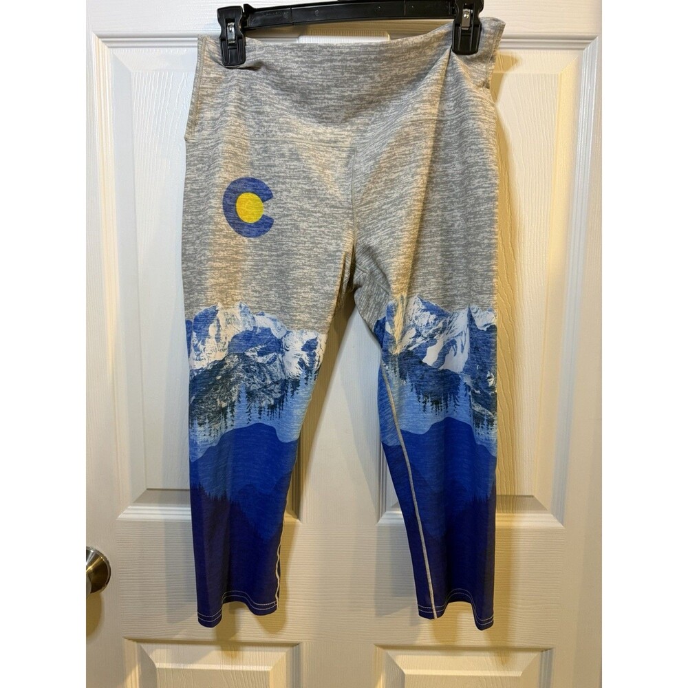 Colorado Threads Live Free Women Capri Leggings XL Aspen Peaks Mountain USA
